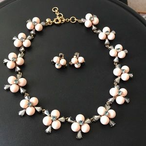 J. CREW POP FLOWER Necklace NEW!!! SOLD OUT! SET